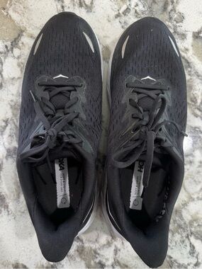 Women’s Hoka Clifton 8